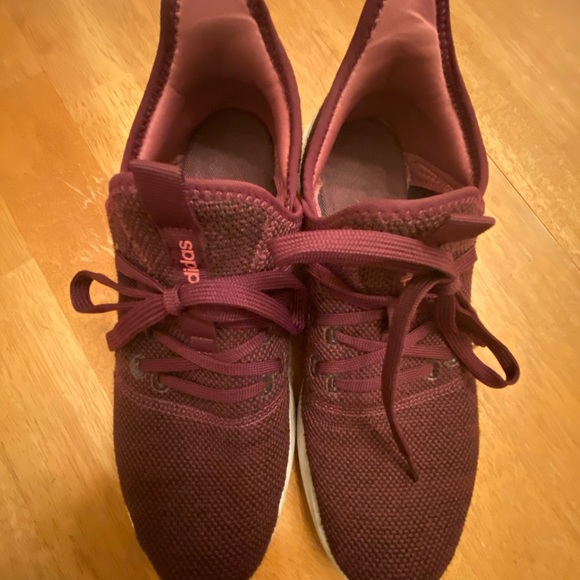 Adidas Maroon & white comfy athletic shoes 10 nice - Picture 3 of 10